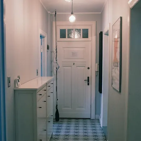 Cozy Designer In Oliwa For Family アパート